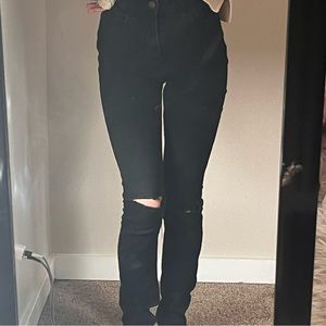 COPY - Black ripped skinny jeans